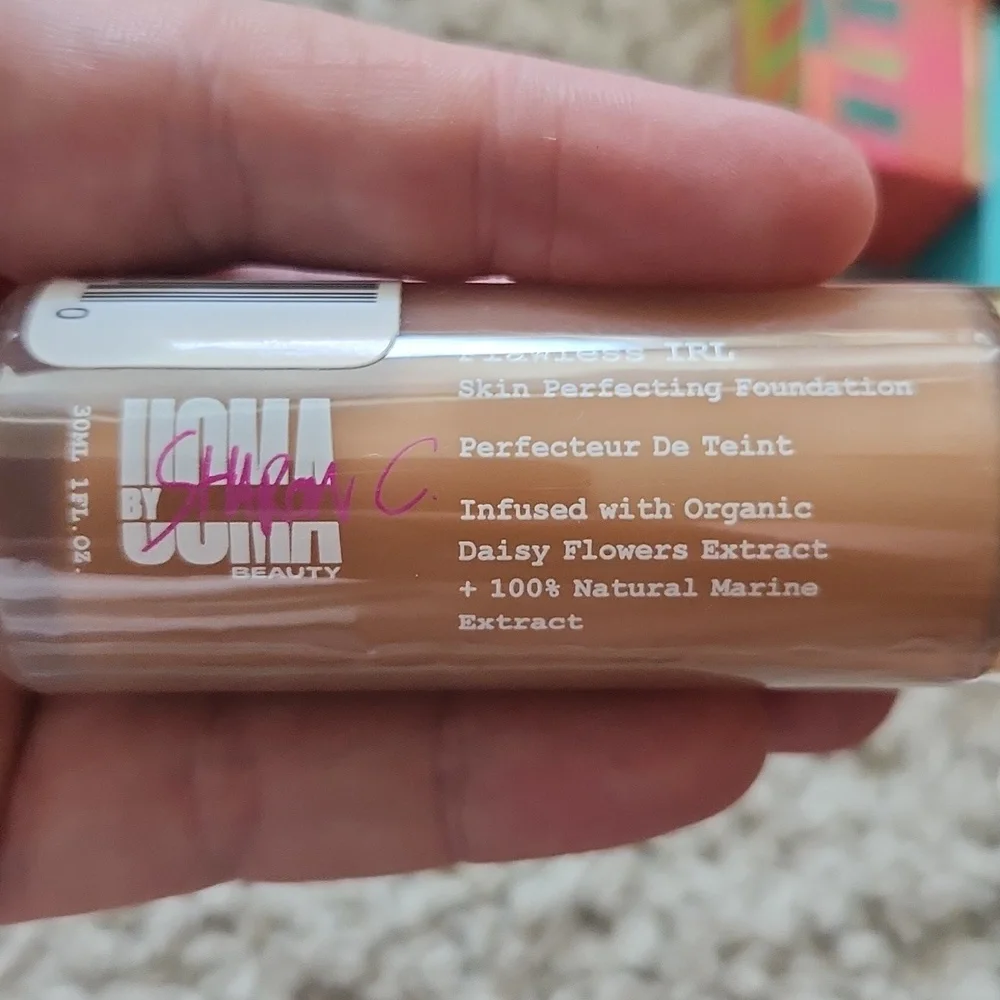 Uoma Beauty Cleansing Oil And Flawless IRL Skin Perfecting‎ Foundation